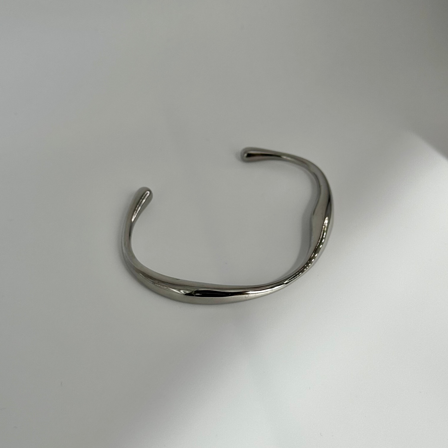 Maeve Bangle