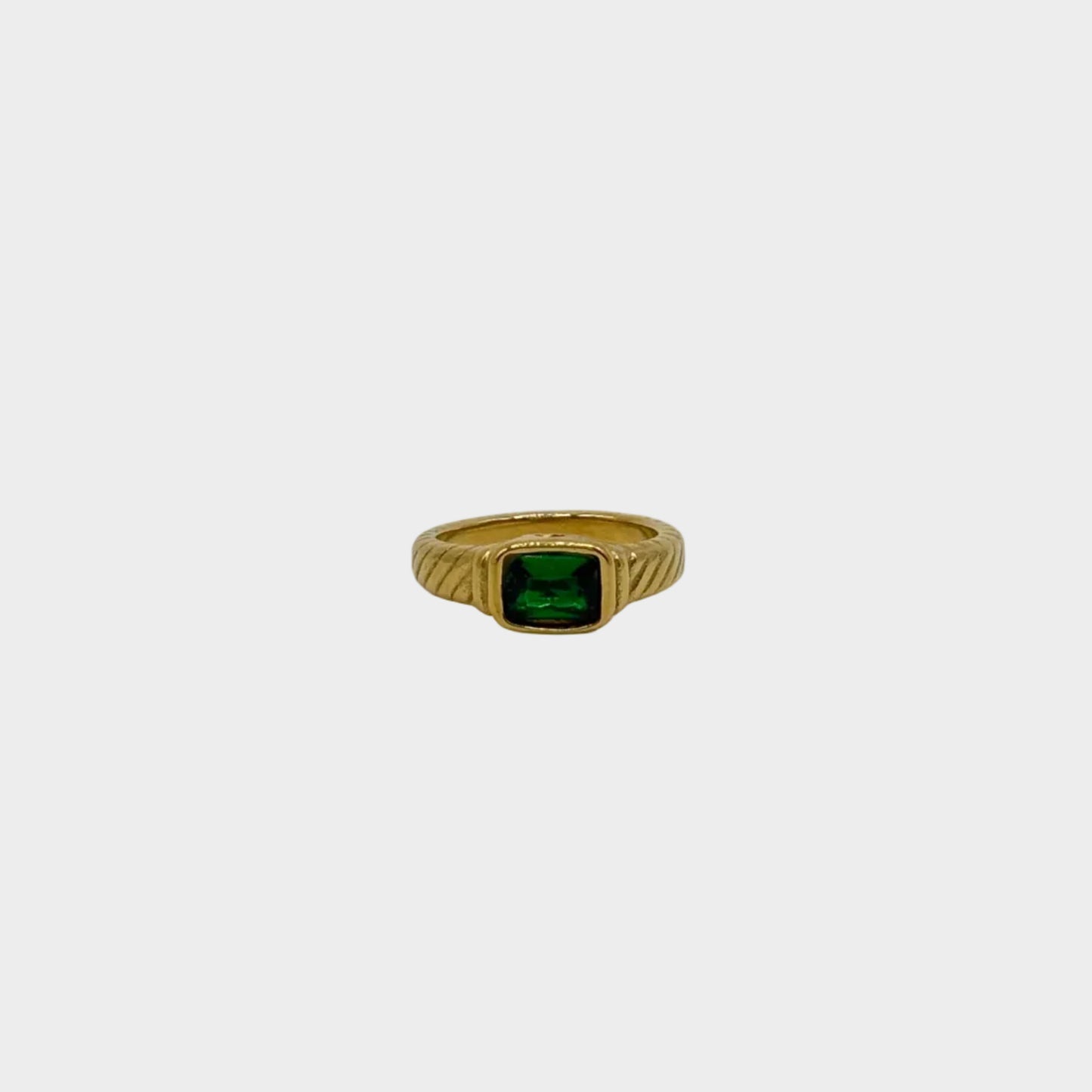 Remi Ring