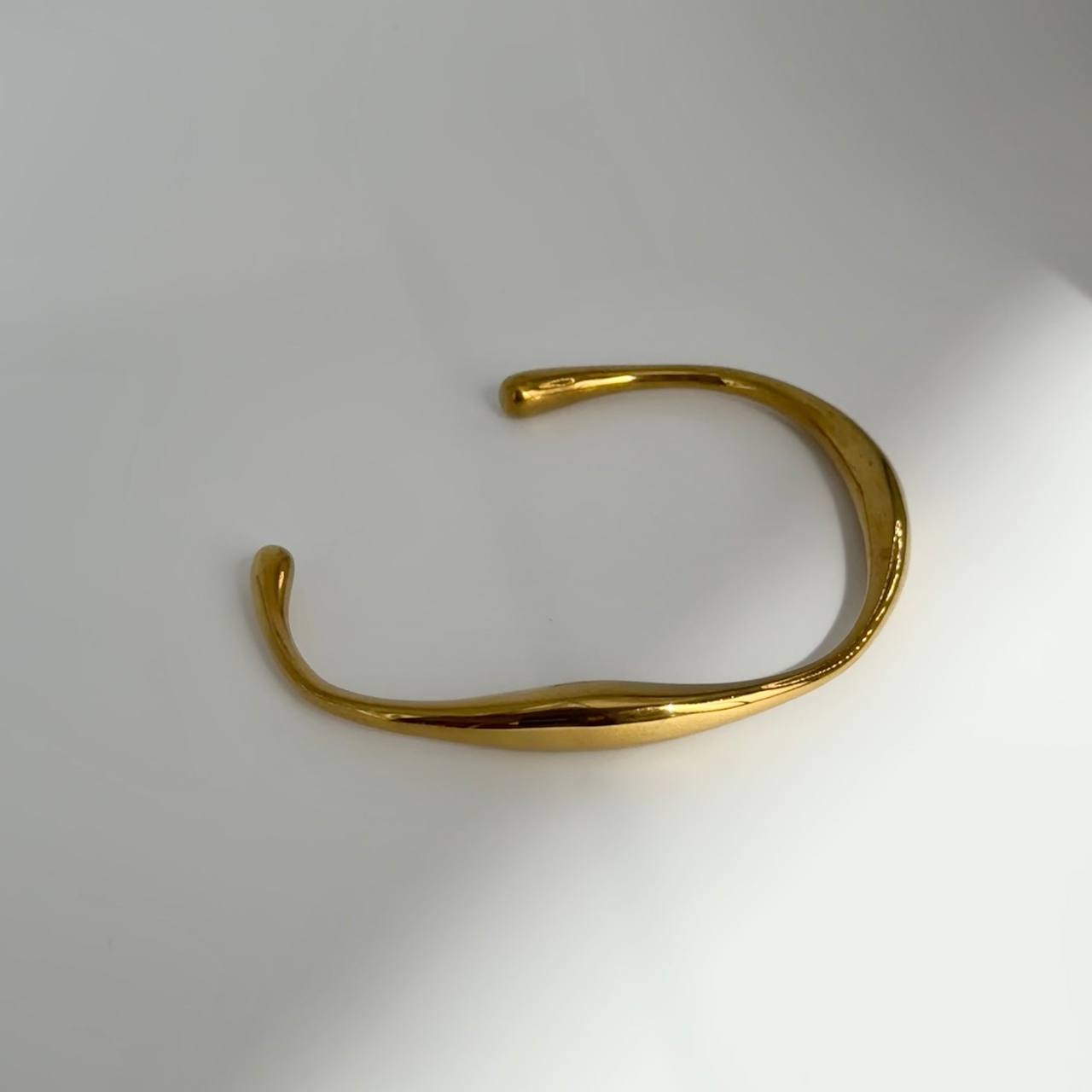 Bracelets collection